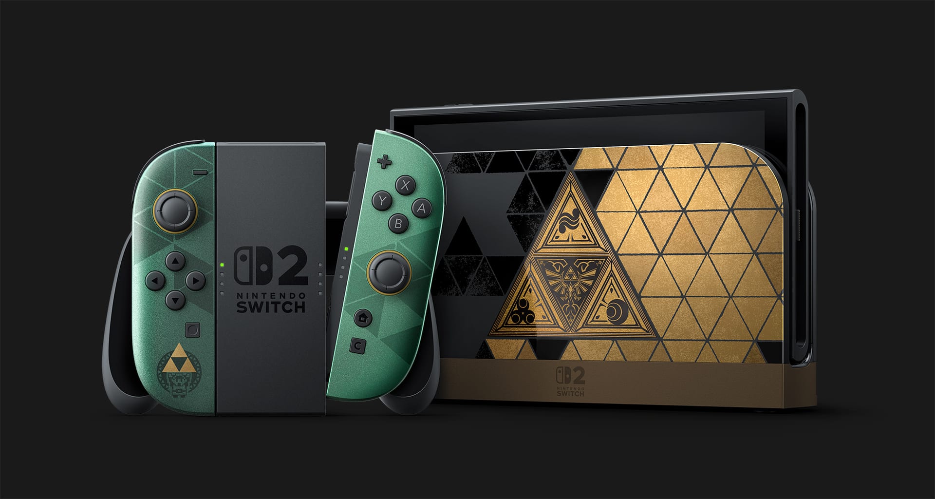 Consola Nintendo Switch 2 en verde con Joy-Con del mismo color y un símbolo del Tríforce, junto a su base con un patrón dorado y negro de triángulos.