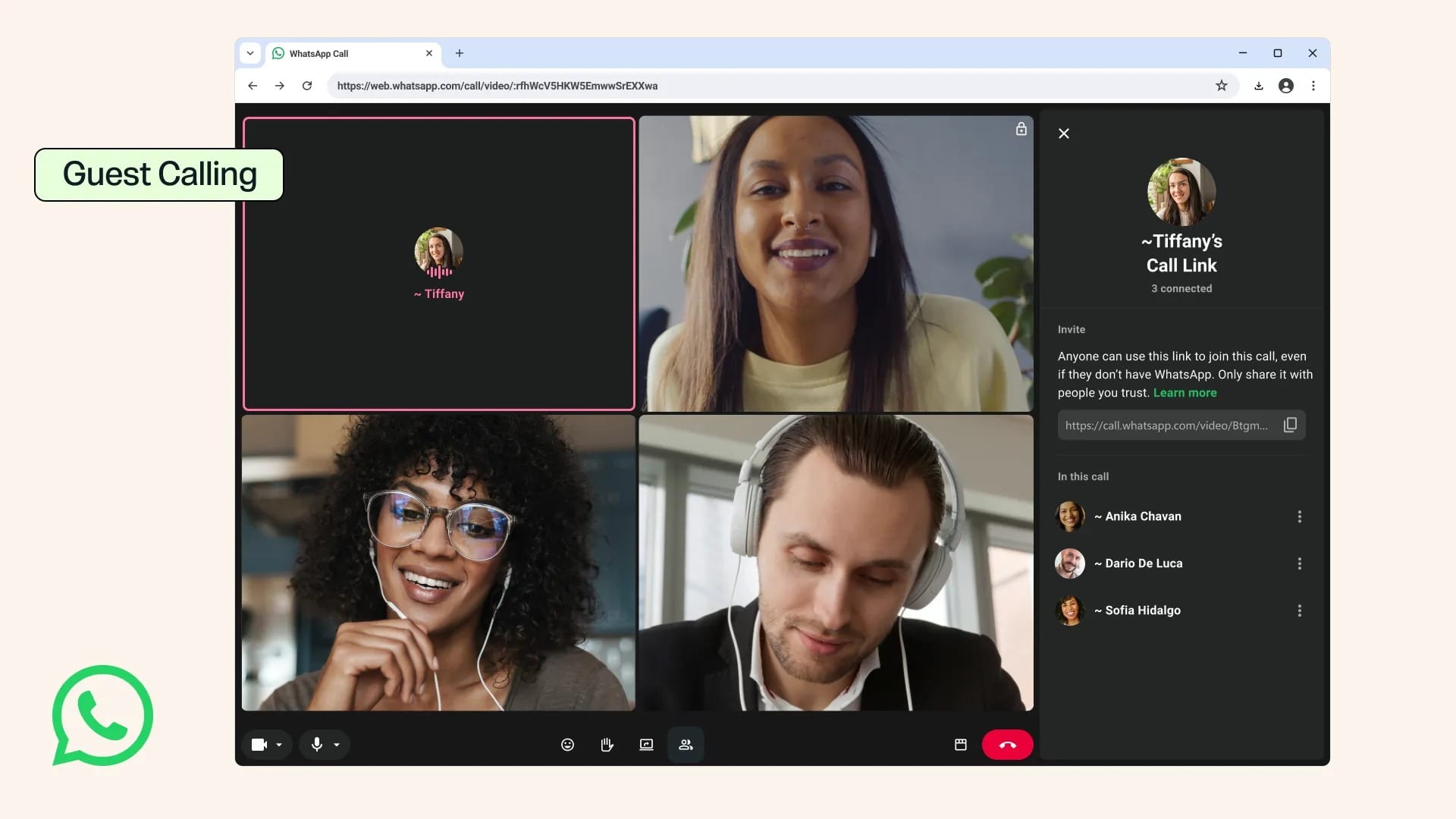 A video call in a browser window with four participants in a grid and, on the right, a panel showing the call link and the list of people connected.